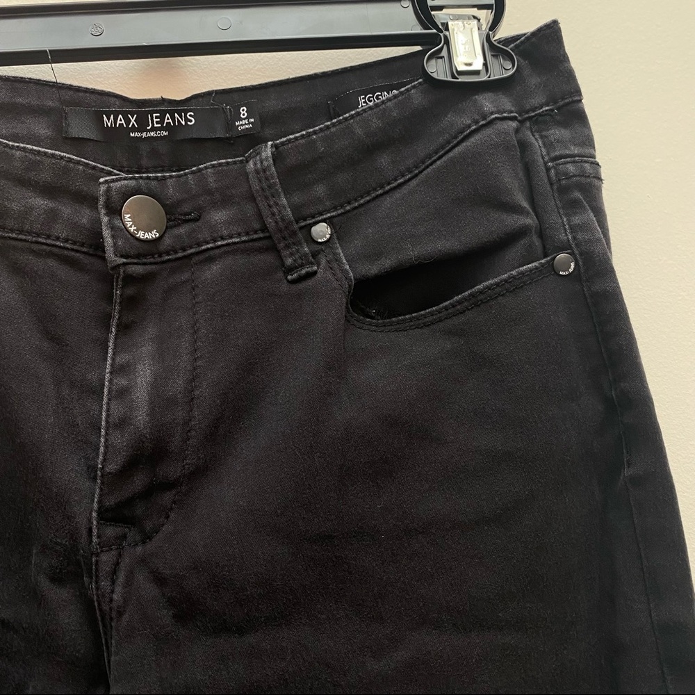Max Jeans - Picture 6 of 6